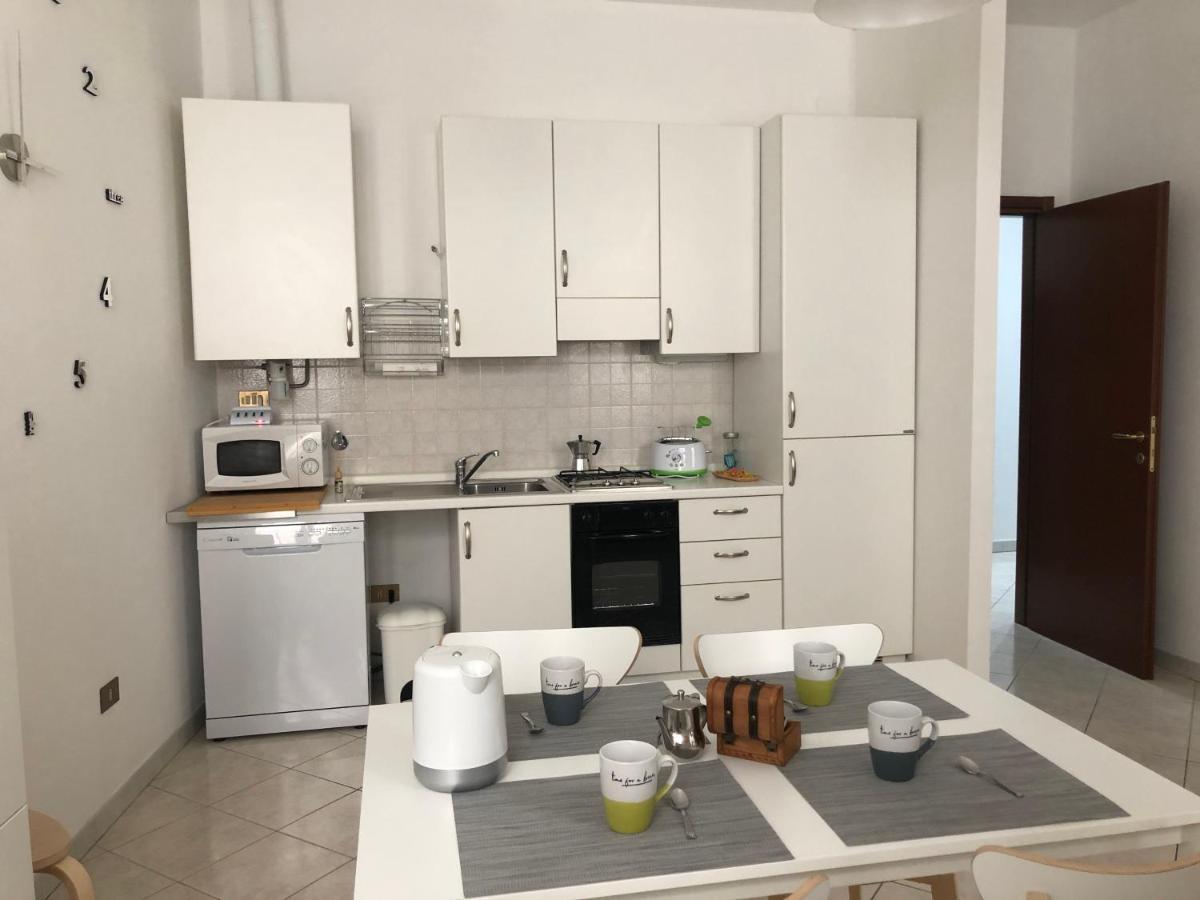 Due Ale - Nuova Casa Di Corte A Trieste Exteriör bild